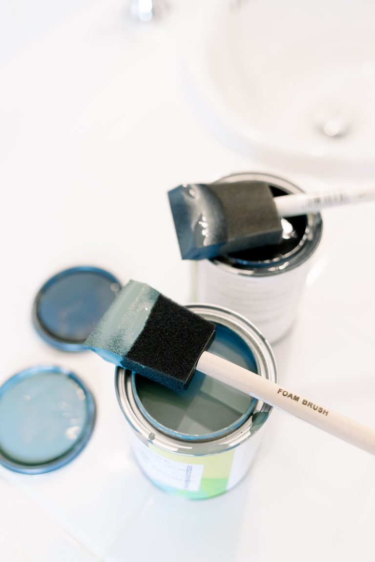 Snowberry’s Exterior Design & Paint Colors