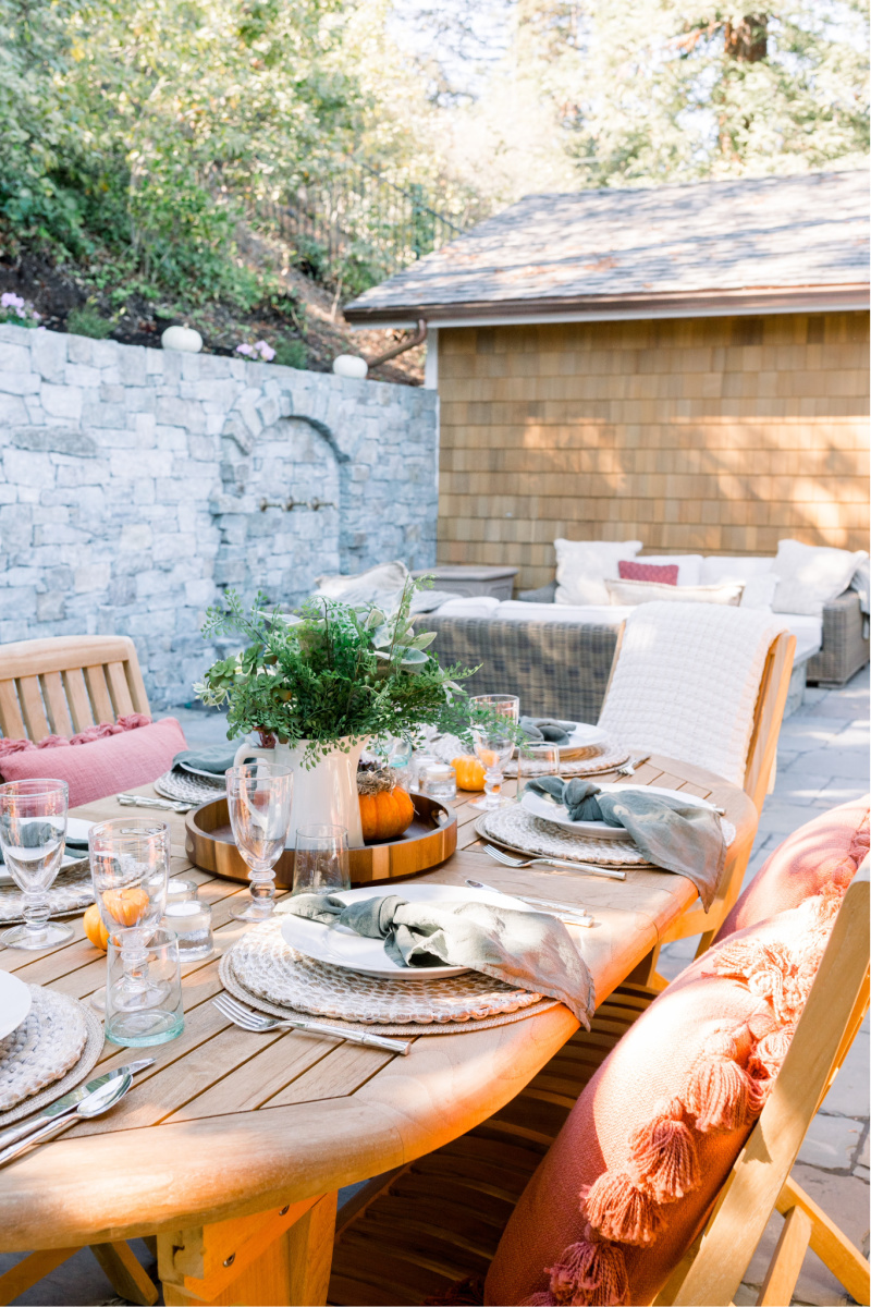Fall Outdoor Table and Patio