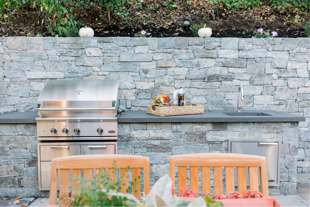 Outdoor Kitchen