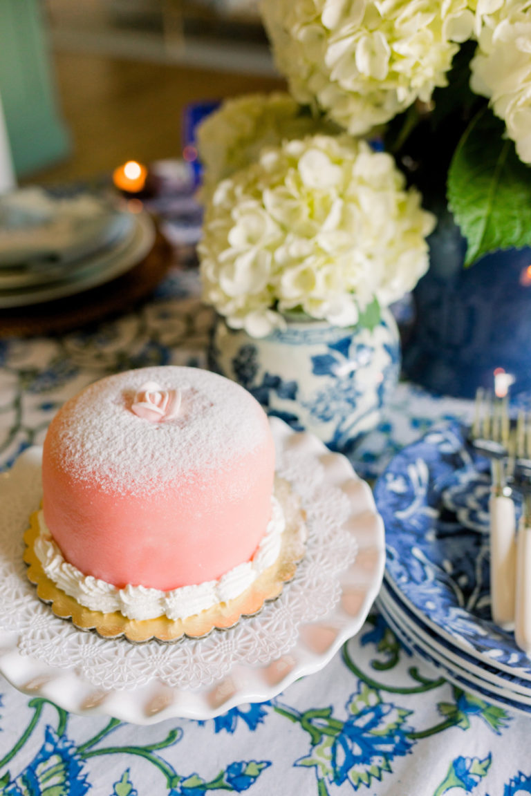 Easy Valentine’s Day Lunch with Friends