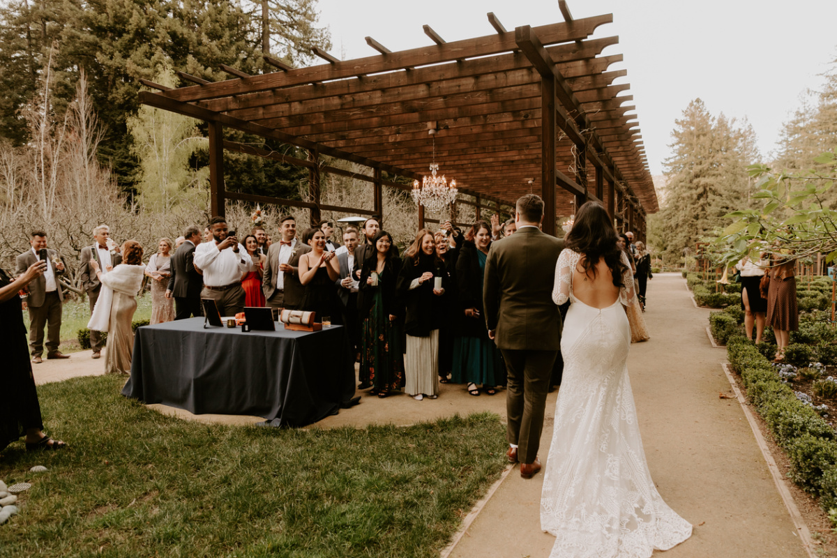 Wedding cocktail hour