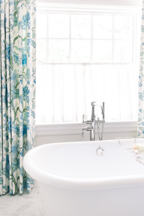 Bath tub and drapery