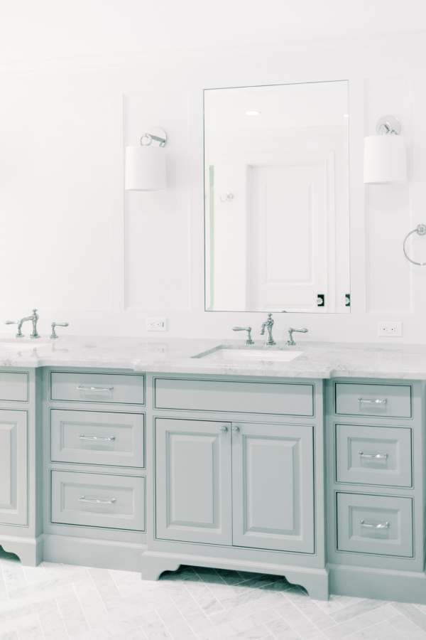 Main Bathroom Vanity