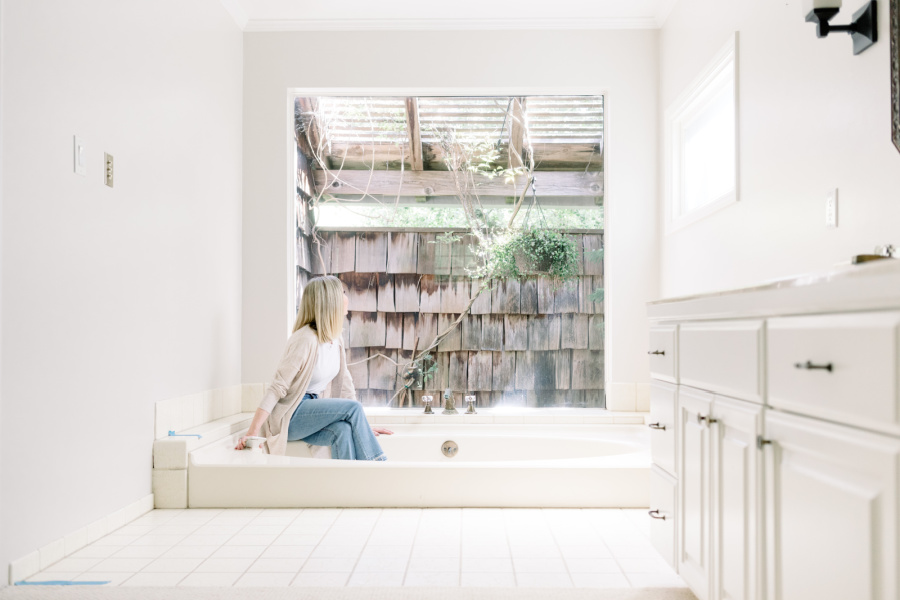 Main Bath Tub Before