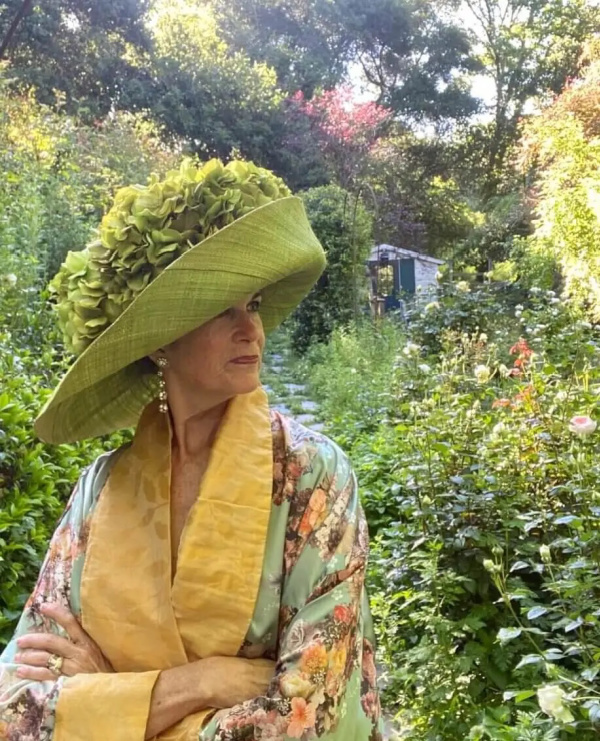 La Contessa of The Vintage Contessa