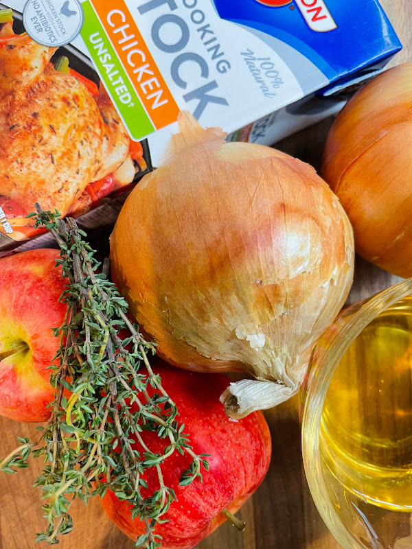 Pork Chop with apple cider recipe ingredients.