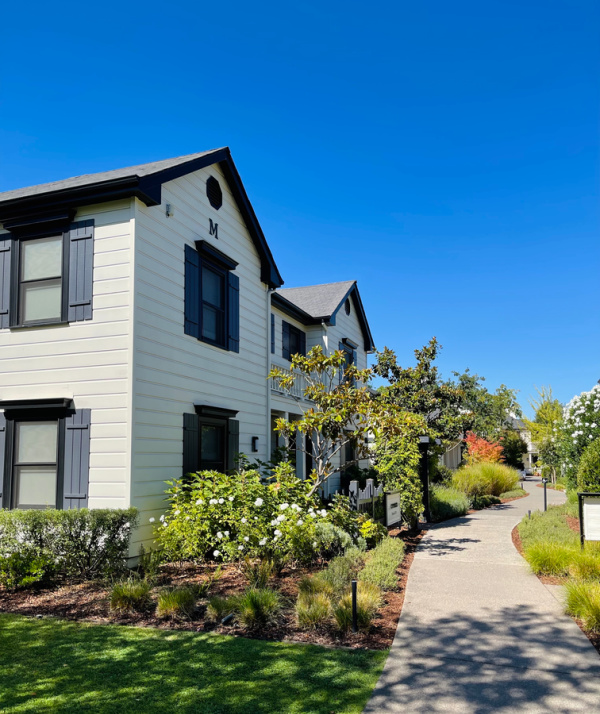 MacArthur Place Hotel.