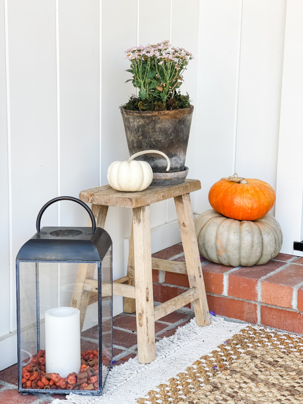 Fall decor at entryway.