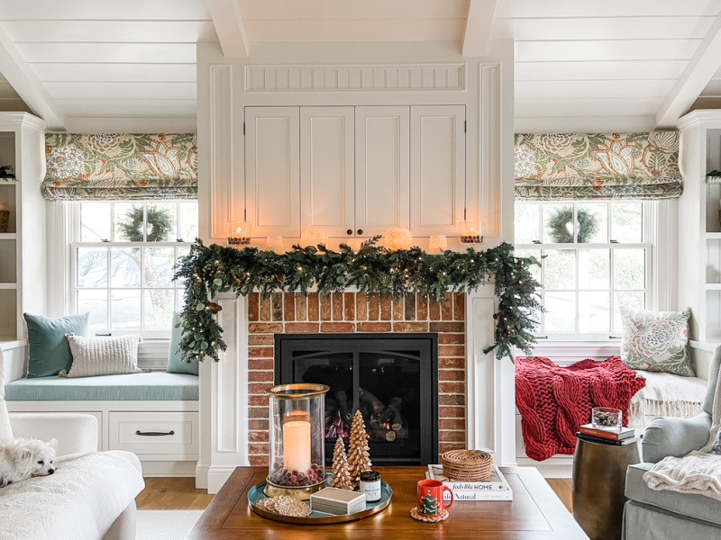 Family room decorated for Christmas.