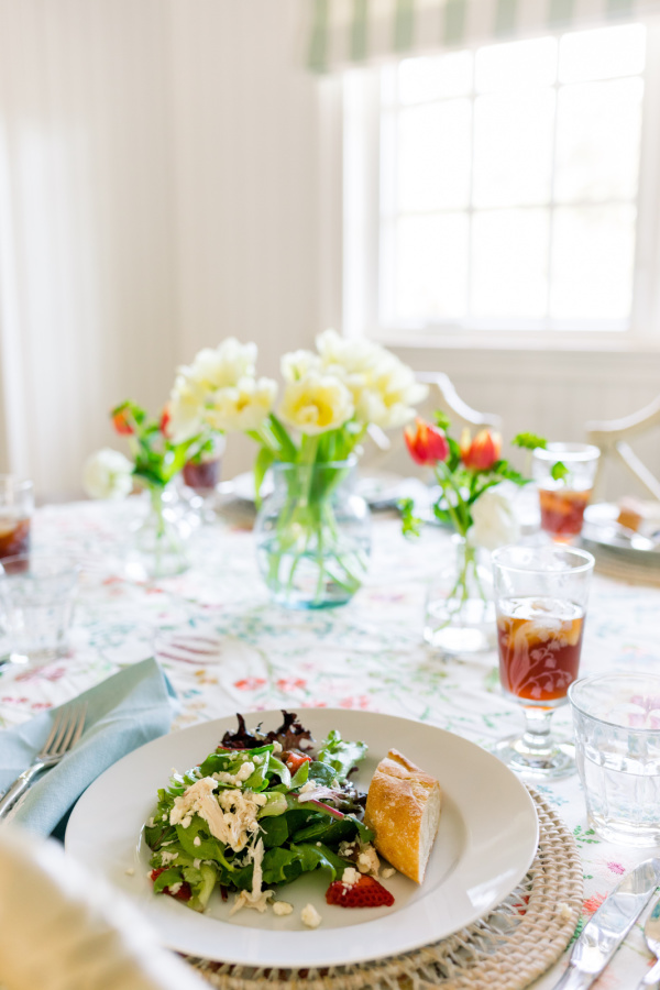 Spring table setting.