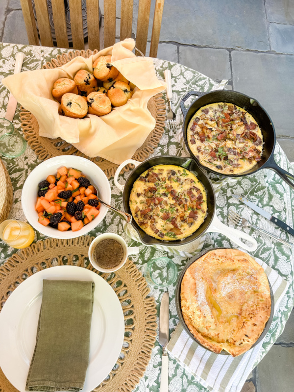 Table full of brunch foods.