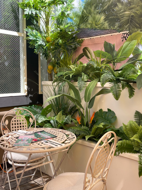 Golden Girls Kitchen pop up lanai table.