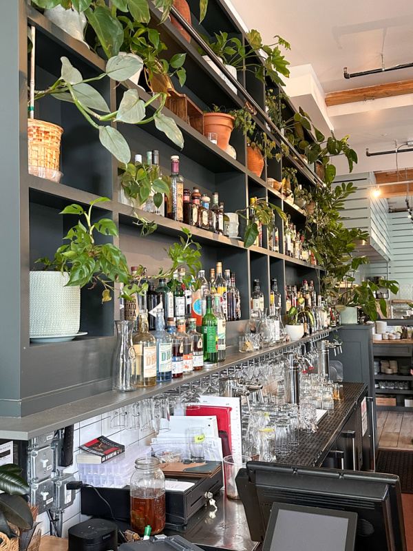 Cypress restaurant bar.