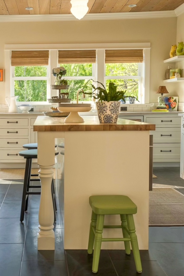 Kitchen island in pretty island home.