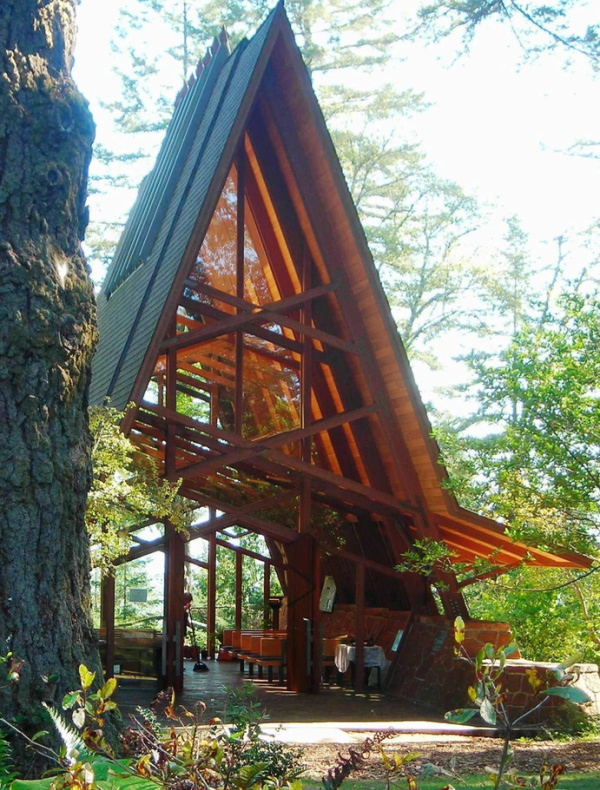 Capella by the Sea chapel in Brookings, Oregon.
