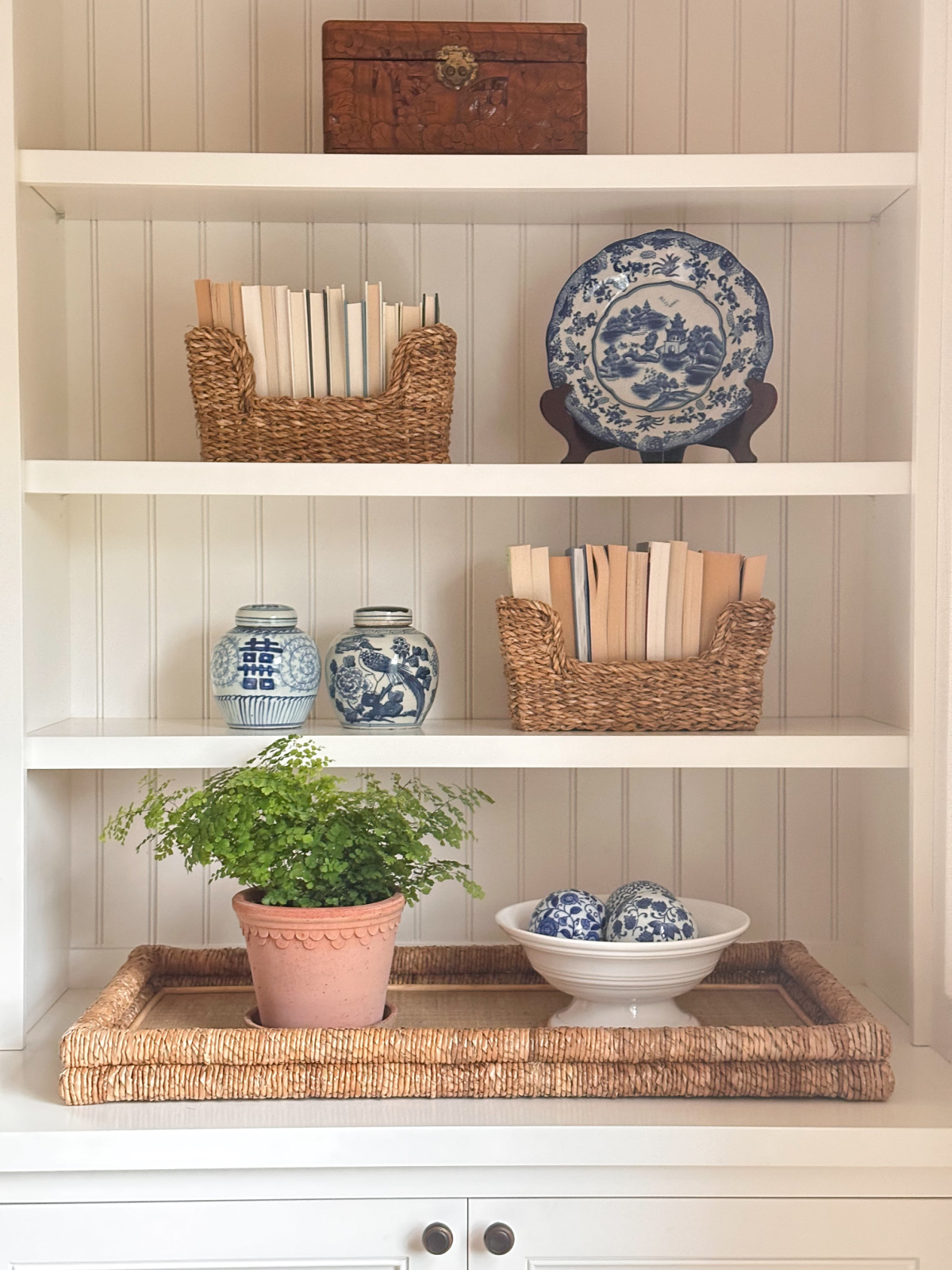 Built-in shelf decor.