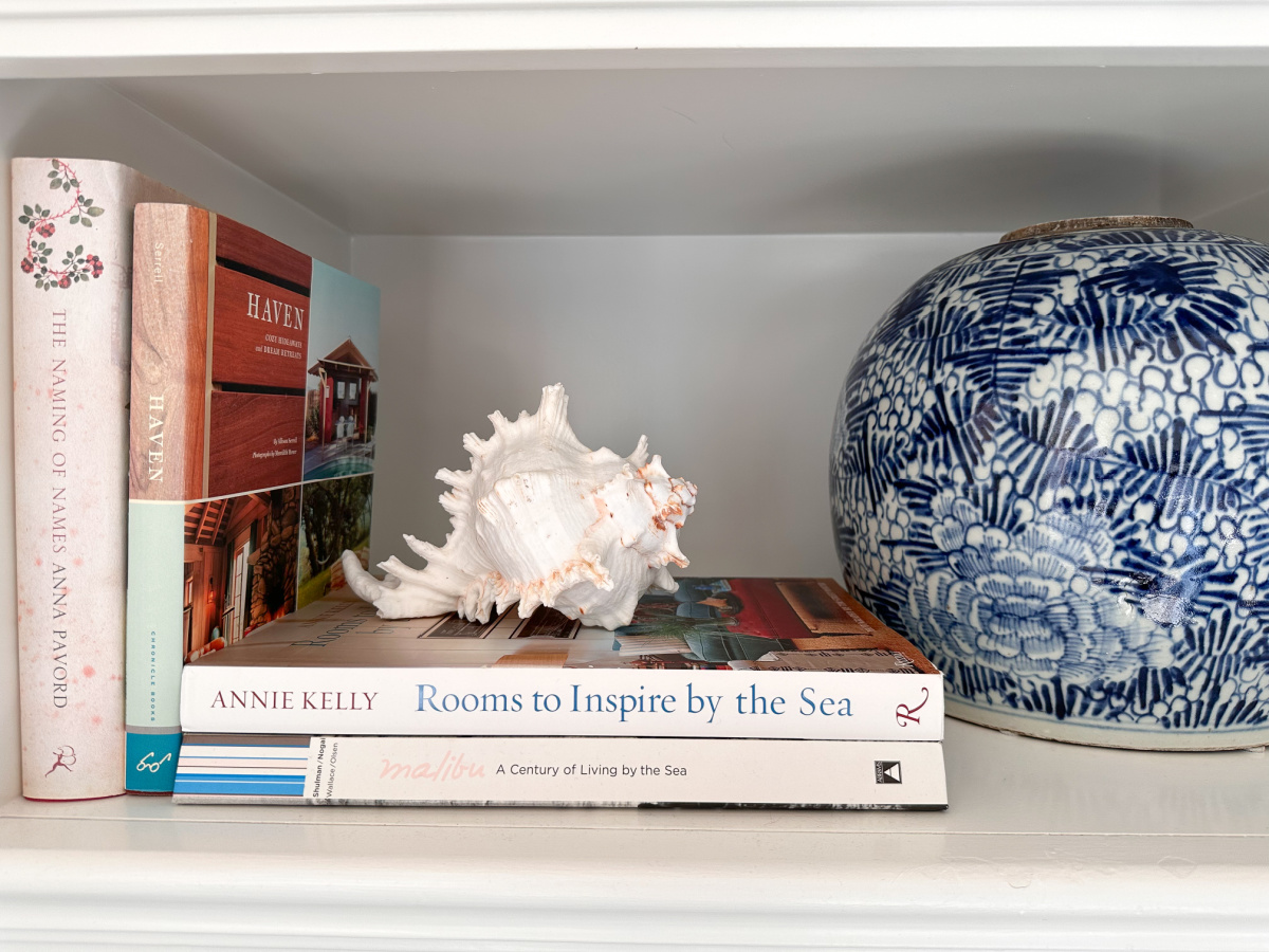 Coastal shelf styling.