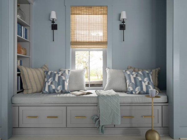 HGTV Dream Home 2024 window seat.