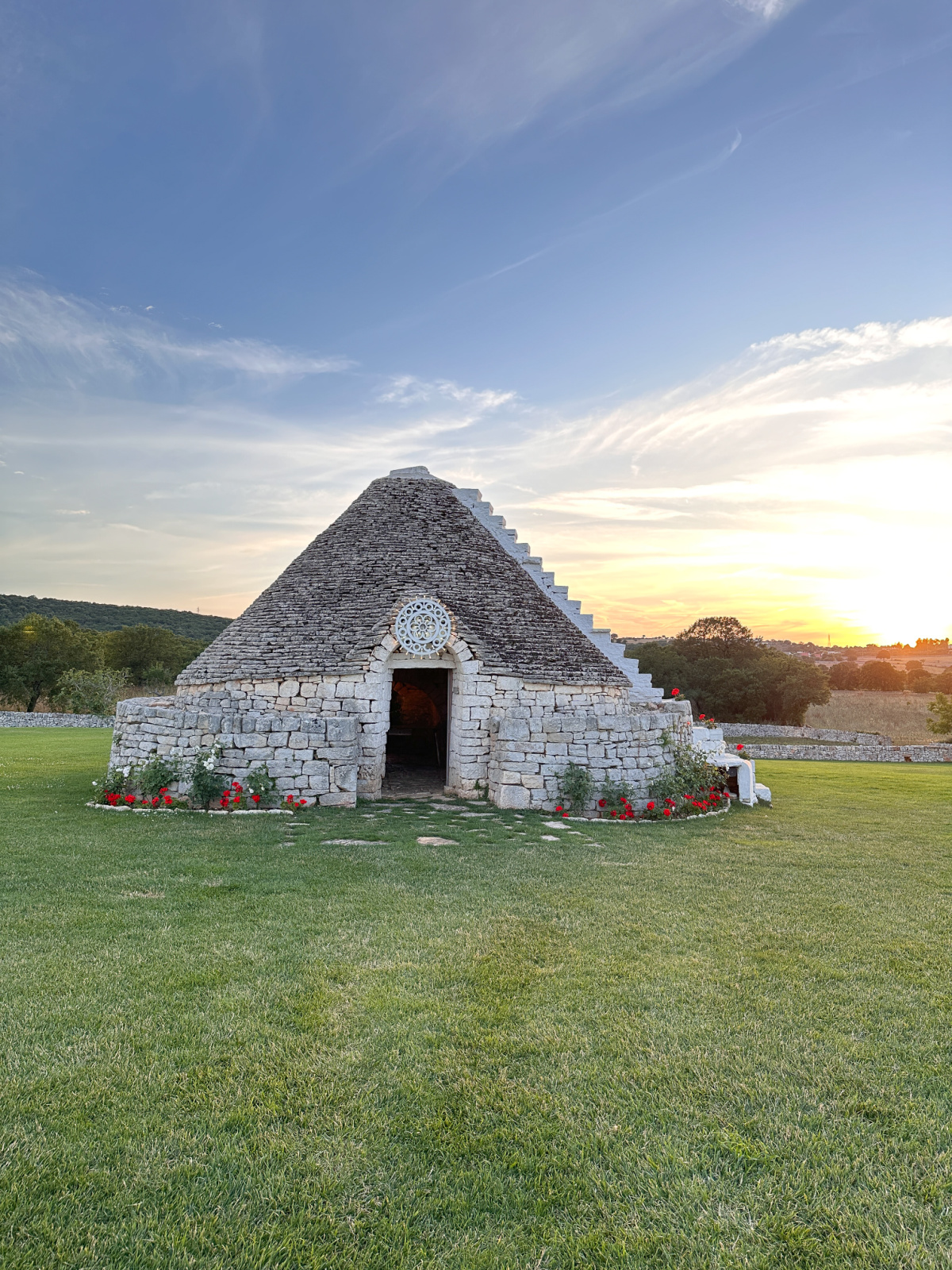 Trulli at Masseria Papaperta.