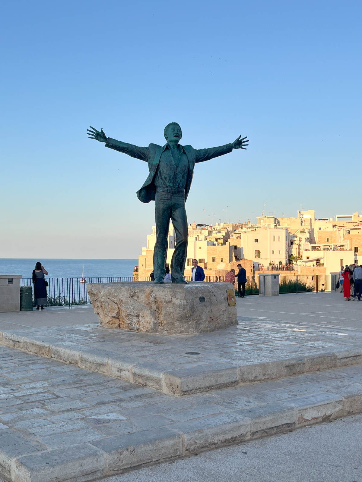 Domenico Modugno statue in Puglia.