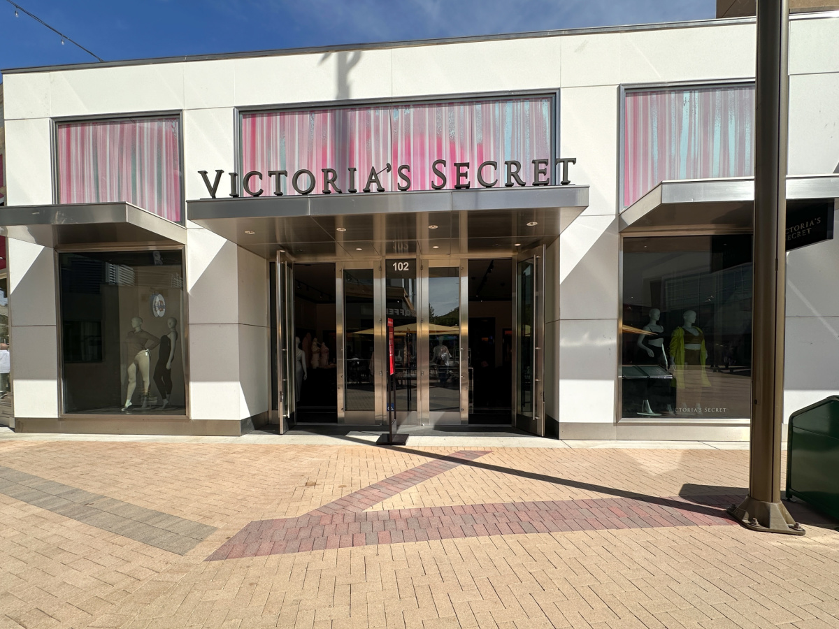 Victoria's Secret storefront in Walnut Creek.