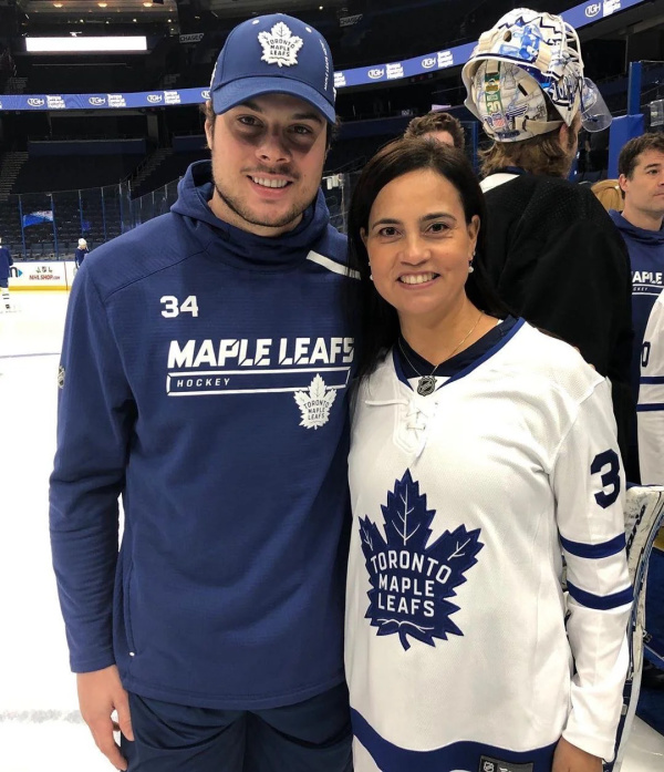 Auston with his mom Ema Matthews.