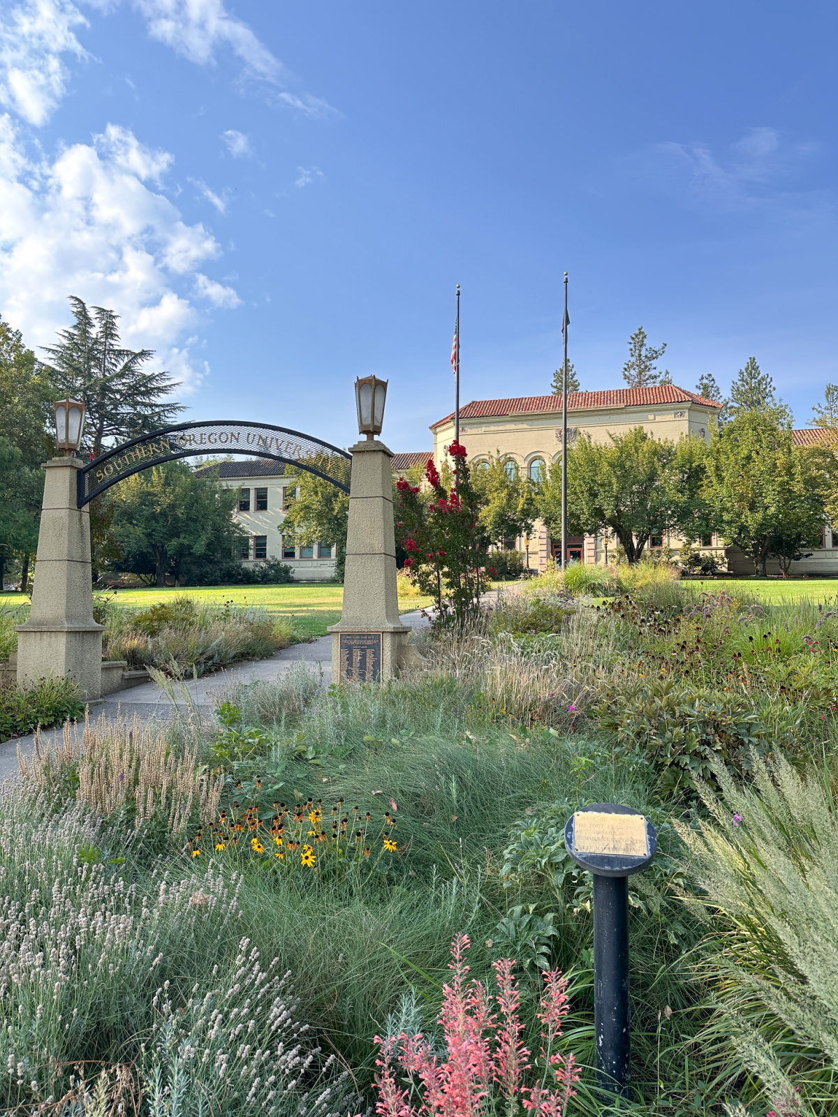 Entrance to Southern Oregon University.