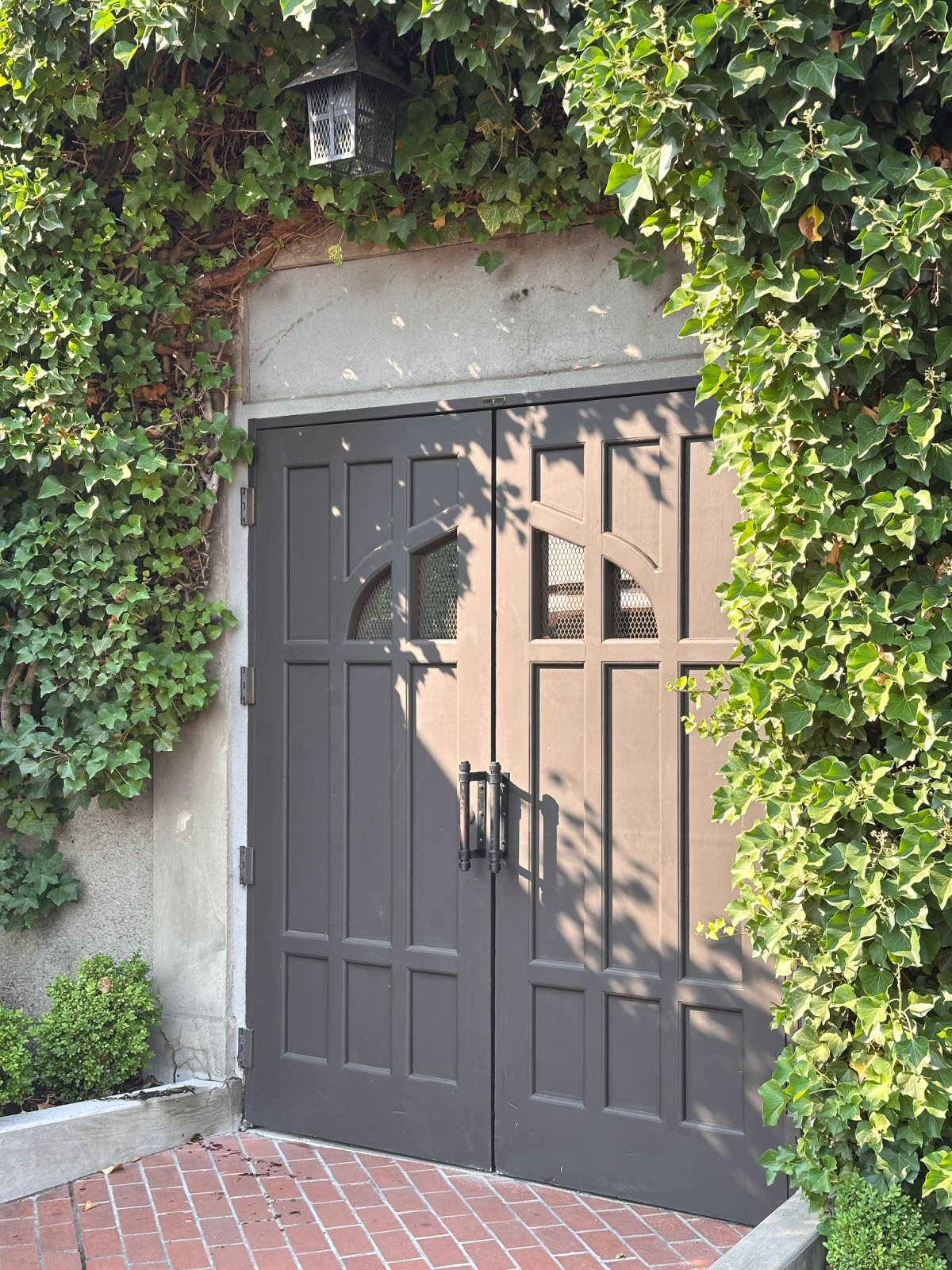 Oregon Shakespeare Festival entrance.